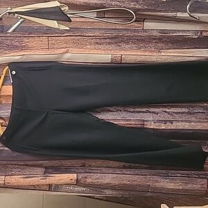 Loft size 8 Julie Curvy